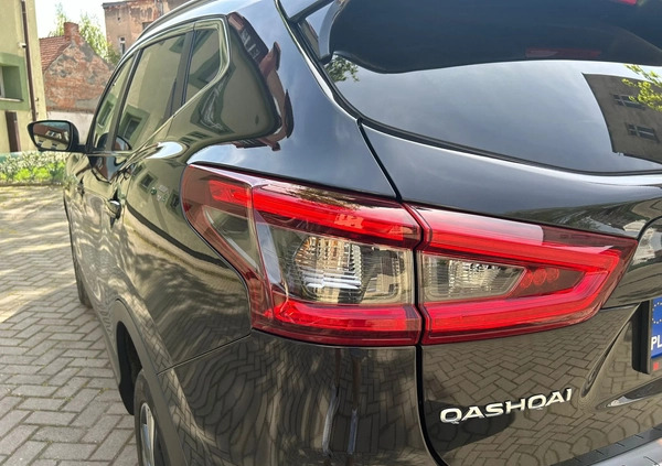 Nissan Qashqai cena 66500 przebieg: 32924, rok produkcji 2017 z Prudnik małe 254
